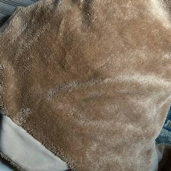 J. crew camel tan Sherpa half zip pullover fleece with neon green zipper - Picture 11 of 11